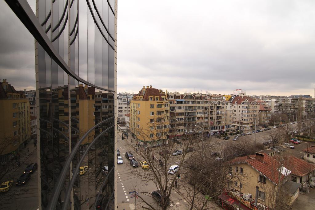 Stay Nexus Galaxy Center София Номер фото